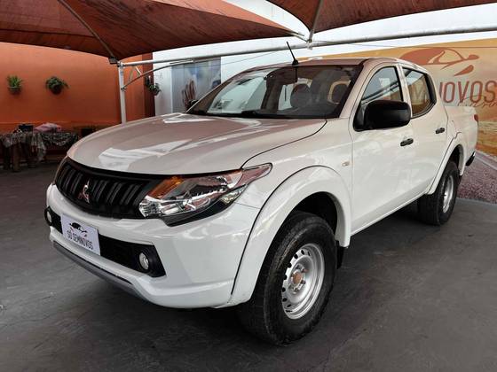 MITSUBISHI L200 TRITON 2.4 16V TURBO DIESEL GL CD 4X4 MANUAL